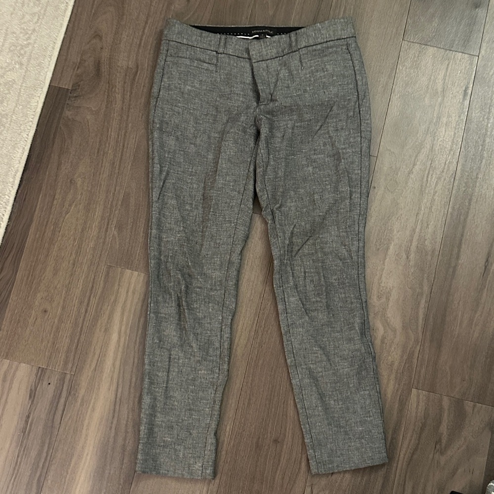 Banana Republic women’s Sloan gray dress pants